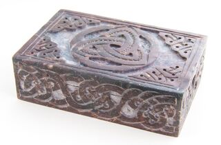 Zauberwelt Kartenbox - Speckstein mit keltischem Knoten