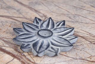Berk Lotusblume aus Speckstein ca. 10 cm
